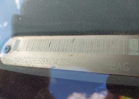 2000 Nissan Frontier Xe z USA, uszkodzony, nr VIN 1N6DD26S8YC422566